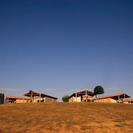 Holiday park Terres De France - Les Hameaux Des Lacs 2*