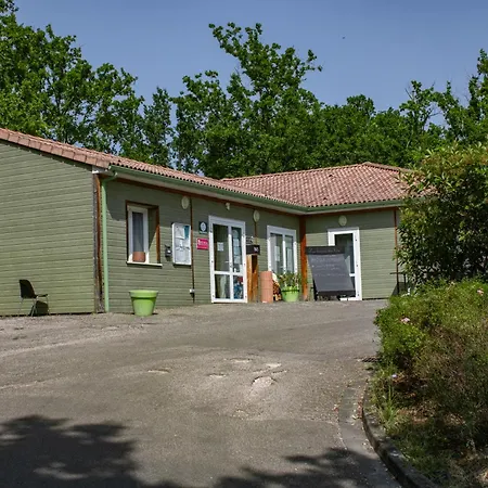 Holiday park Terres De France - Les Hameaux Des Lacs 2*