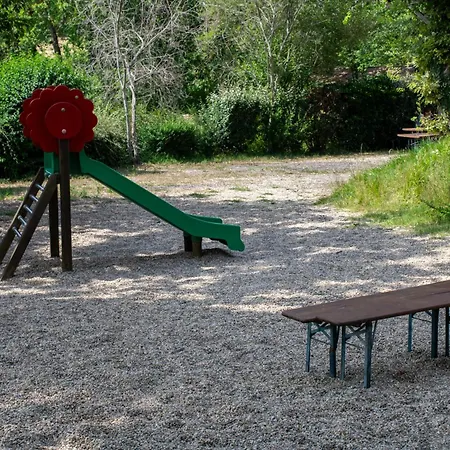 Terres De France - Les Hameaux Des Lacs Holiday park Monclar-de-Quercy