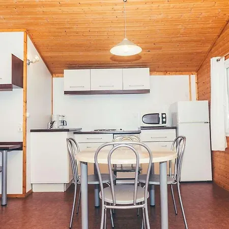 Aldeamento Turístico Terres De France - Les Hameaux Des Lacs