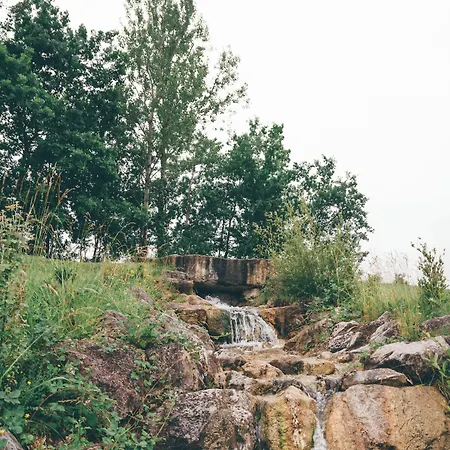 Aldeamento Turístico Terres De France - Les Hameaux Des Lacs Monclar-de-Quercy