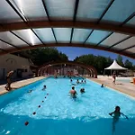 Terres De France - Les Hameaux Des Lacs 2*