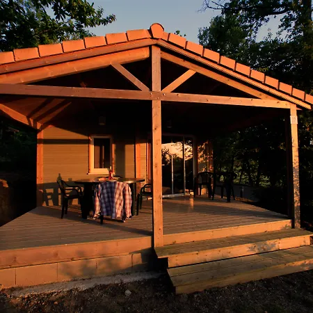 Feriepark Terres De France - Les Hameaux Des Lacs Monclar-de-Quercy