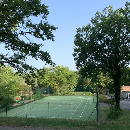 Feriepark Terres De France - Les Hameaux Des Lacs 2*