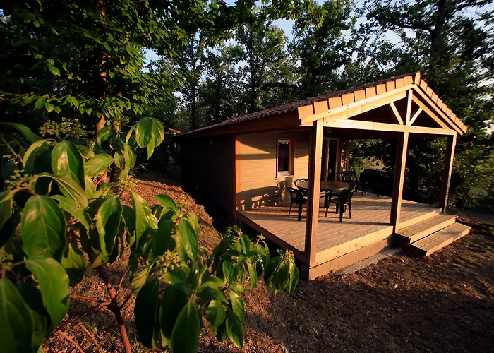 Terres De France - Les Hameaux Des Lacs Parco vacanze Monclar-de-Quercy
