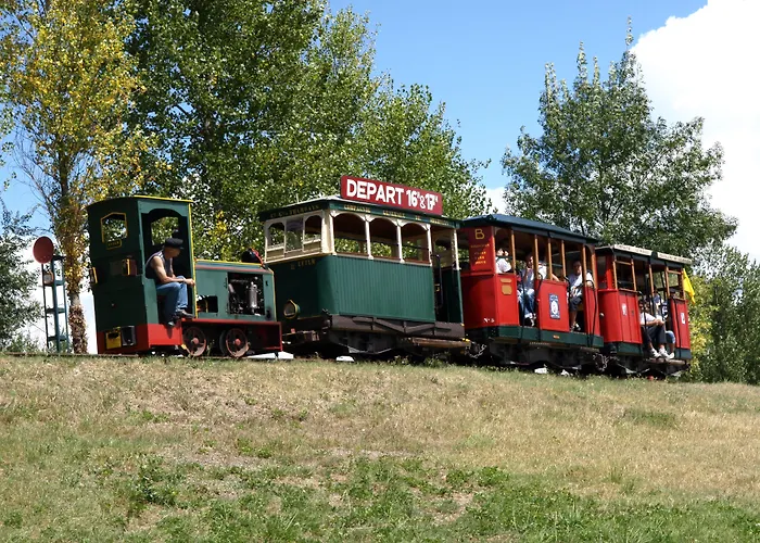 Terres De France - Les Hameaux Des Lacs 2*