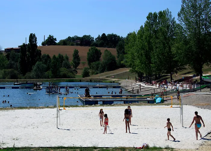 Terres De France - Les Hameaux Des Lacs 2*