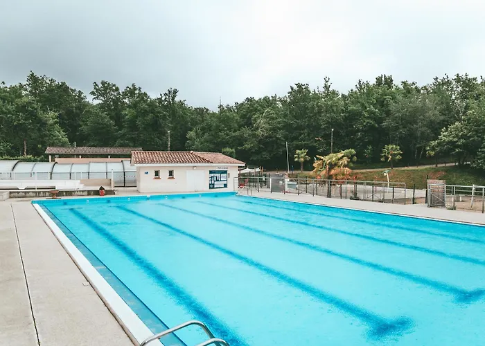 Terres De France - Les Hameaux Des Lacs 2*