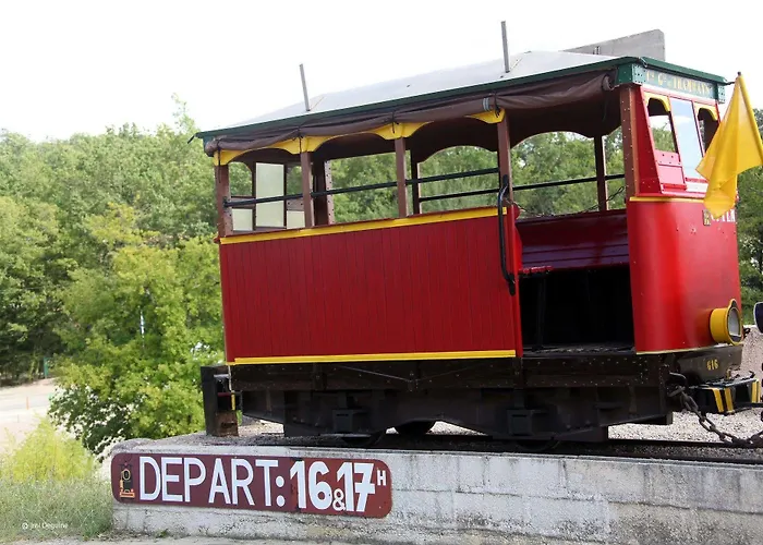 Terres De France - Les Hameaux Des Lacs 2* Monclar-de-Quercy