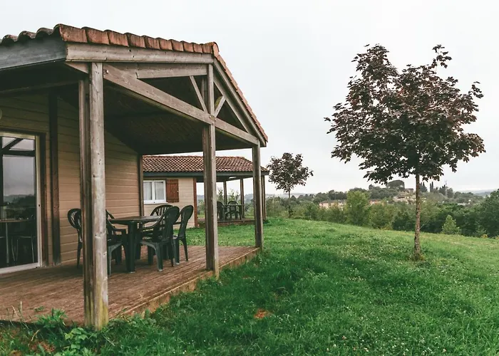 Terres De France - Les Hameaux Des Lacs 2* Monclar-de-Quercy